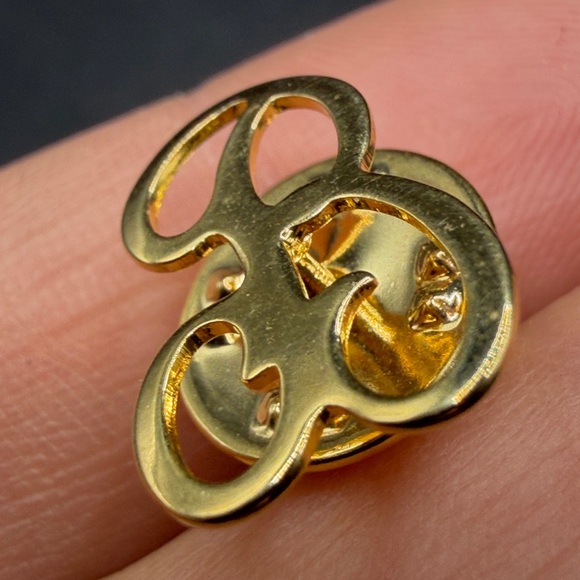 Vintage Gold Tone Metal Monogram Lapel Pin Brooch, Jewelry - Picture 3 of 10